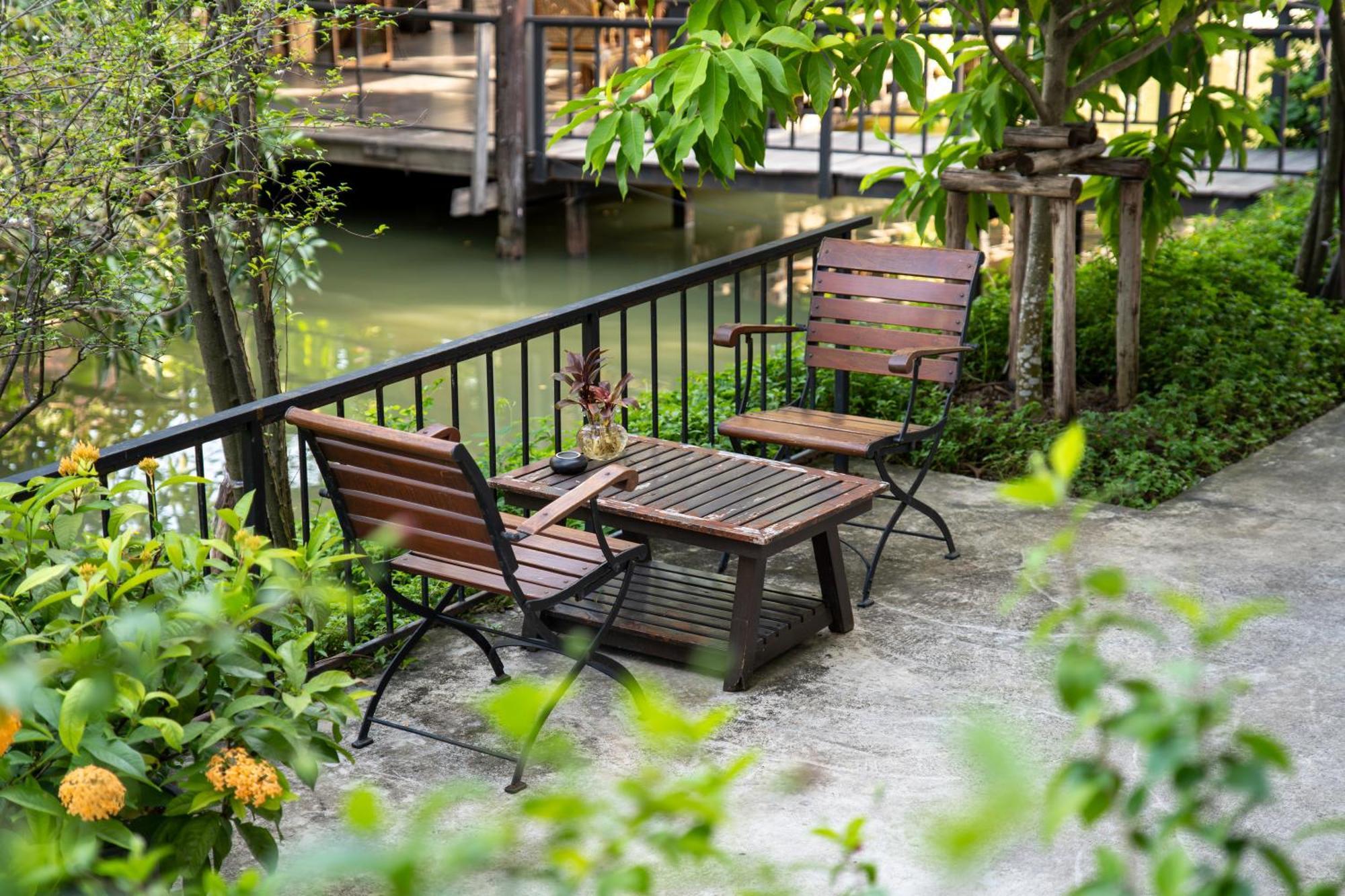 Ploen Pirom Hotel Bangkok Ngoại thất bức ảnh