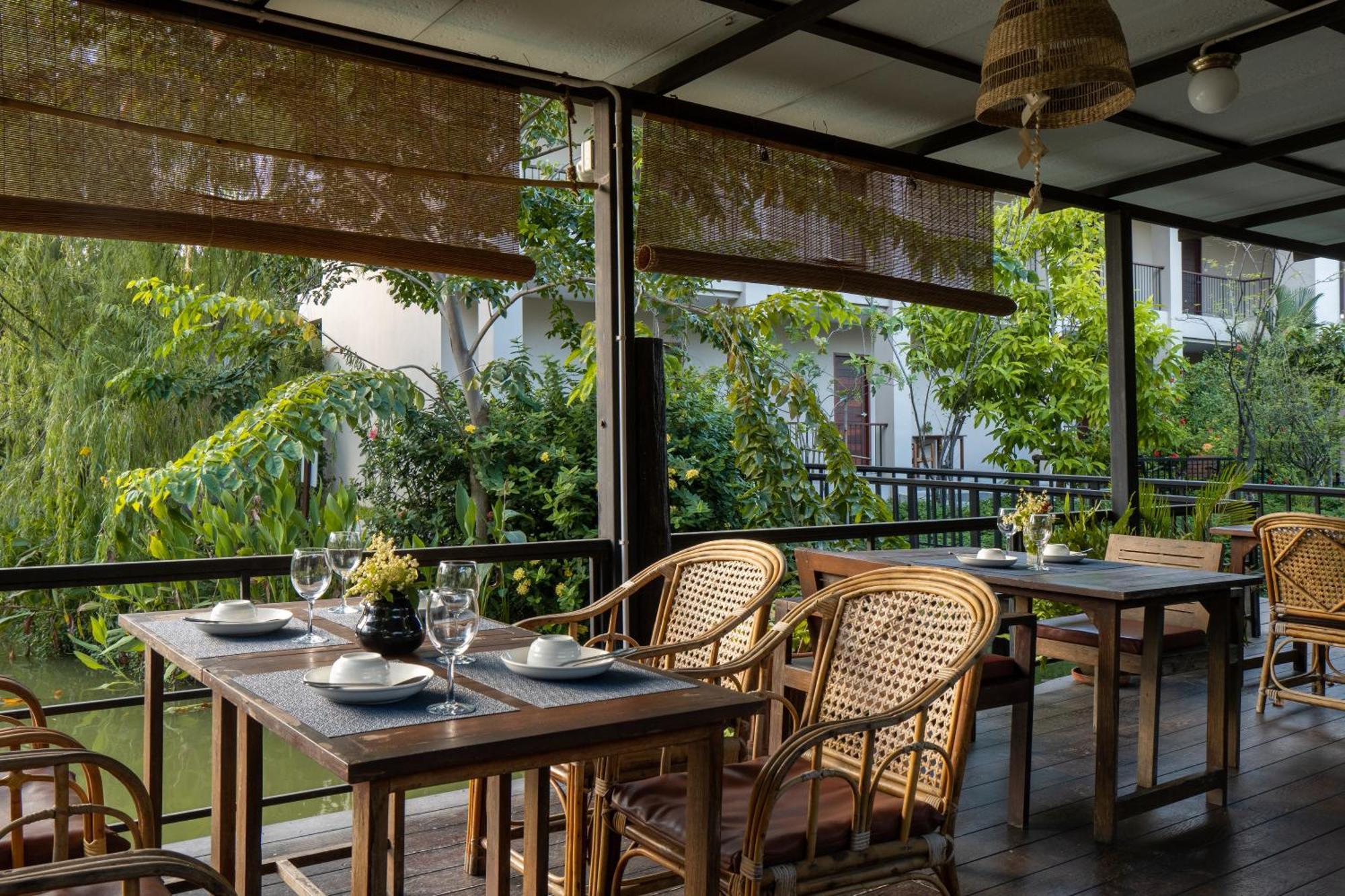 Ploen Pirom Hotel Bangkok Ngoại thất bức ảnh