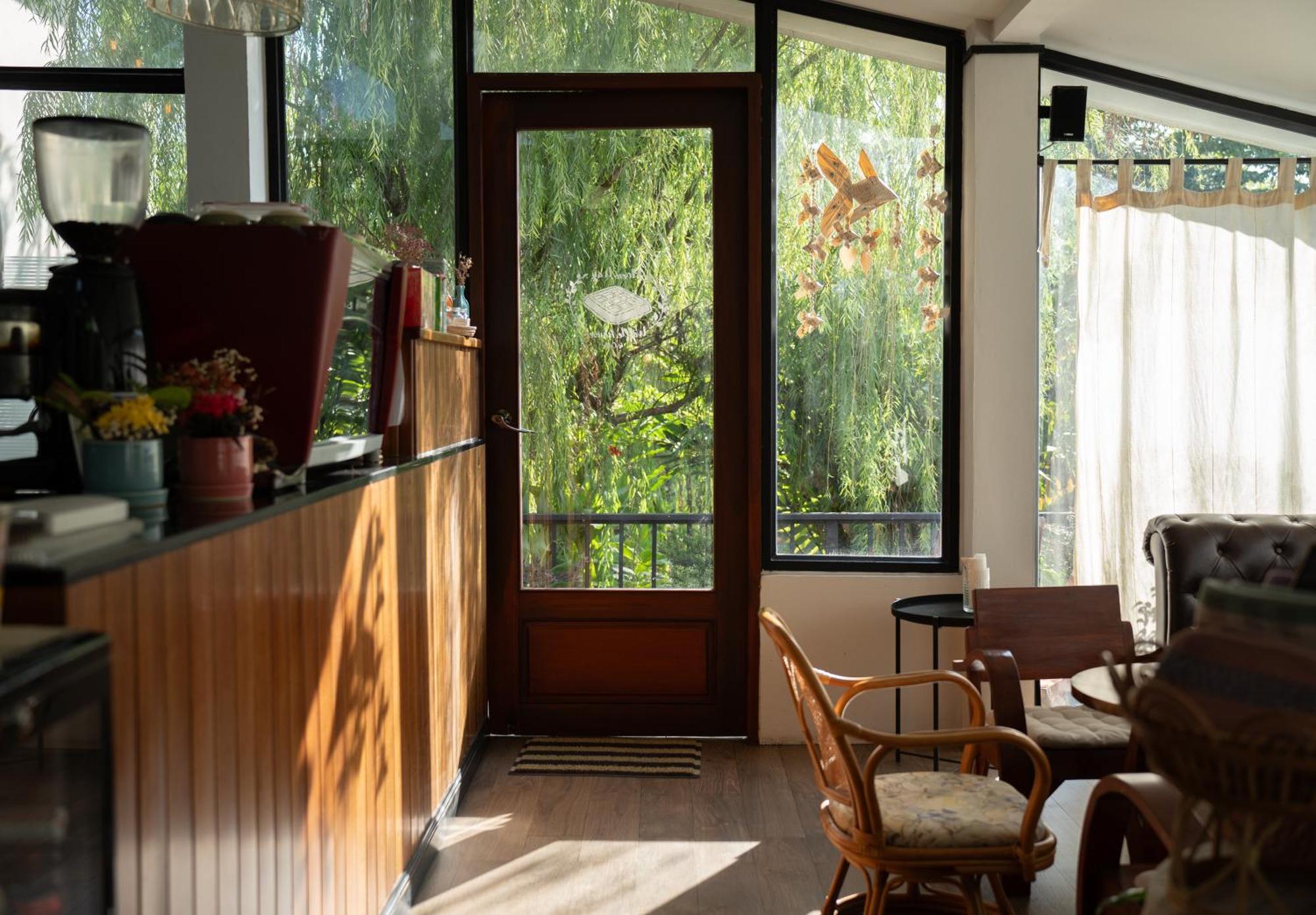 Ploen Pirom Hotel Bangkok Ngoại thất bức ảnh
