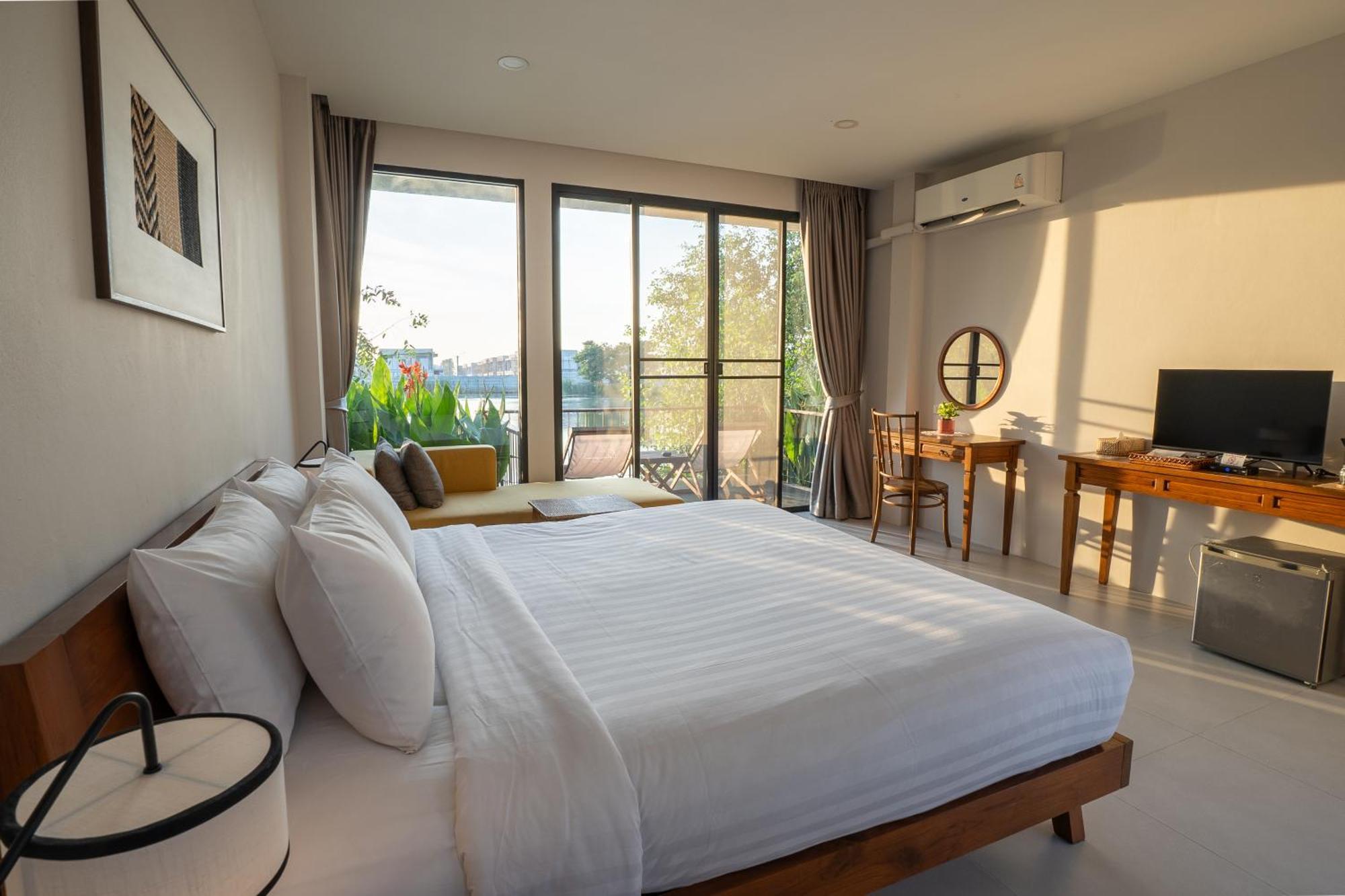 Ploen Pirom Hotel Bangkok Ngoại thất bức ảnh