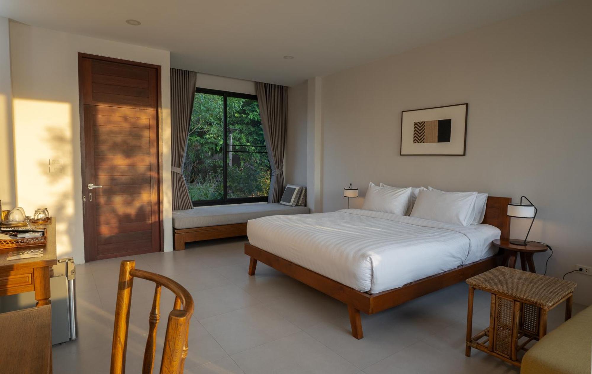 Ploen Pirom Hotel Bangkok Ngoại thất bức ảnh