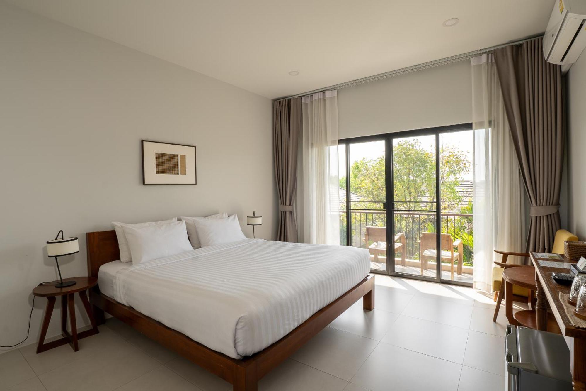 Ploen Pirom Hotel Bangkok Ngoại thất bức ảnh