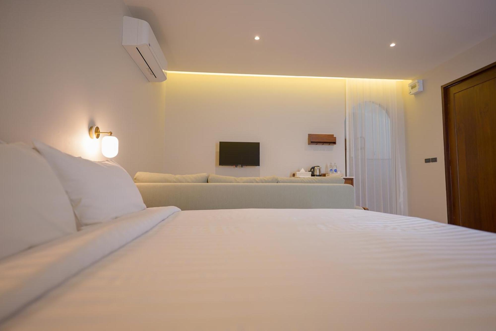 Ploen Pirom Hotel Bangkok Ngoại thất bức ảnh