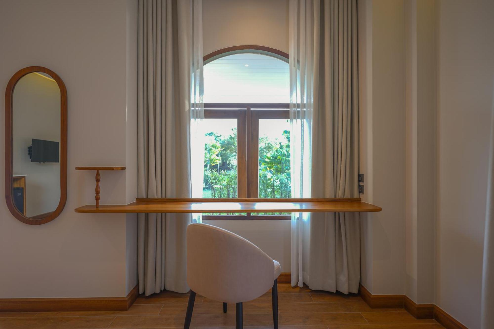 Ploen Pirom Hotel Bangkok Ngoại thất bức ảnh